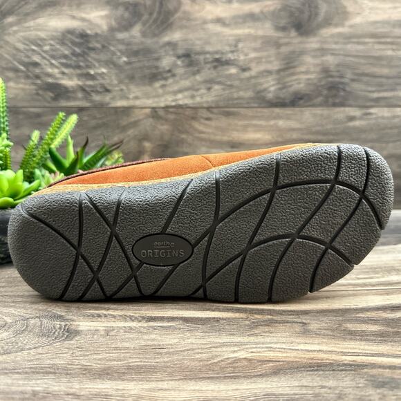 NIB Earth Origins Ezra 7.5M 38.5 Acorn Brown Slip On Clogs Suede - Picture 9 of 11